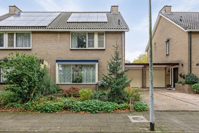 Pinksterbloem 14, 2992 VP, Barendrecht