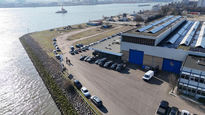 Koningin Wilhelminahaven ZZ 25, 3134 KG, Vlaardingen