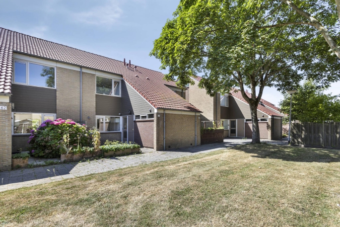 Ireneplaats 60, 3223 XJ, Hellevoetsluis