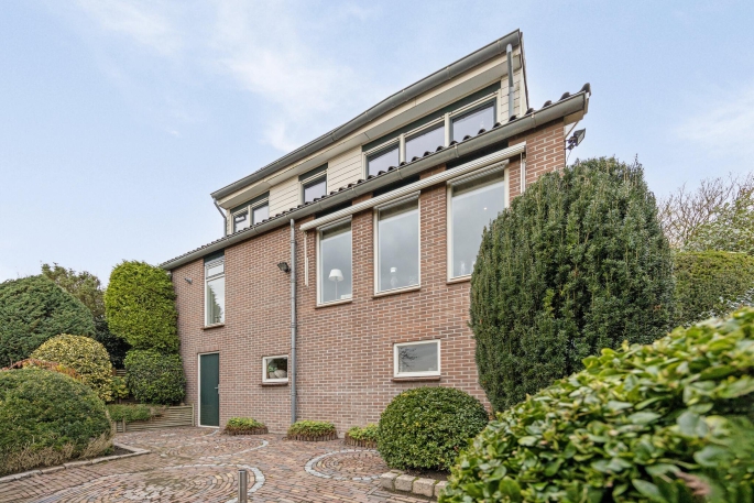 Dorpsstraat 1, 3284 AC, Zuid-beijerland