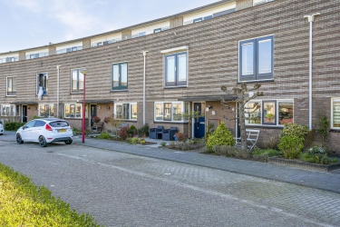 Rubinsteinplein 24, 3261 SN, Oud-beijerland