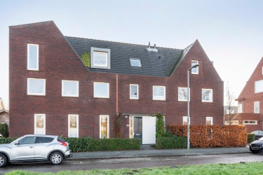 Van der Duijn van Maasdamweg 480, 3045 PE, Rotterdam