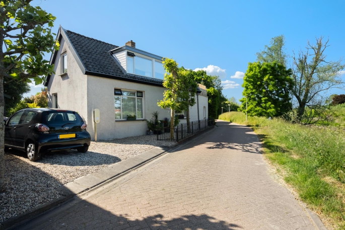 Dorpsstraat 82, 3274 BE, Heinenoord